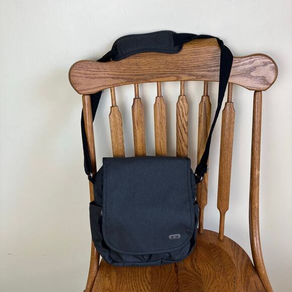 REI Medium Crossbody Grey Multiple Pockets Flap Front Lightweight Utility Hiking - Picture 1 of 16